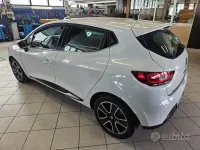 Usata Renault Clio 75 CV (55 kW) 2015 Bianco Station wagon
