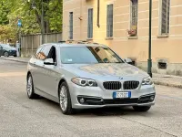 Usata BMW 520 Luxury Line 190 CV (139 kW) 2016 Grigio chiaro metallizzato Station wagon