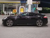 Usata Porsche Panamera 299 CV (219 kW) 2011 Nero Utilitaria
