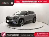 Usata Renault Austral Iconic 199 CV (146 kW) 2023 Grigio SUV