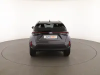 Usata Toyota Yaris Trend 116 CV (85 kW) 2022 Grigio Utilitaria