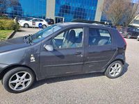 Usata Fiat Punto Active 60 CV (44 kW) 2003 Utilitaria