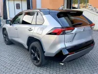 Usata Toyota RAV4 Hybrid Style 178 CV (130 kW) 2021 Argento SUV