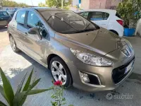 Usata Peugeot 308 112 CV (82 kW) 2013 Grigio Berlina