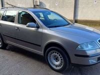 Usata Skoda Octavia Ambiente 140 CV (102 kW) 2006 Grigio Station wagon