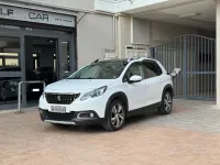 Usata Peugeot 2008 Allure 110 CV (80 kW) 2018 Bianco SUV