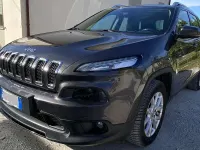 Second-hand Jeep Cherokee Longitude 170 CP (125 kW) 2015 Negru SUV
