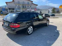 Usata Mercedes E320 147 CV (108 kW) 2006 Berlina