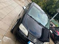 Käytetty Fiat Idea 70 HP (51 kW) 2010 Musta Tila-auto