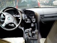 Usata BMW 318 Efficient Dynamics 115 CV (84 kW) 1995 Oro Berlina