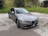 Usata Alfa Romeo Giulia Super 179 CV (131 kW) 2017 Grigio Berlina