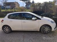 Usata Peugeot 208 102 CV (75 kW) 2019 Utilitaria