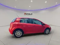 Usata Fiat Punto Lounge 85 CV (62 kW) 2014 Rosso Berlina