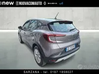 Usata Renault Captur Zen 91 CV (66 kW) 2021 Grigio SUV