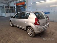 Usata Dacia Sandero Ambiance 75 CV (55 kW) 2009 Grigio Utilitaria