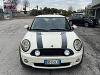 Usata Mini Cooper 120 CV (88 kW) 2007 Bianco Utilitaria