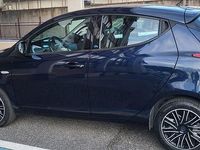 Usata Lancia Ypsilon 69 CV (50 kW) 2018 Blu Utilitaria