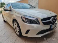 Usata Mercedes A180 109 CV (80 kW) 2017 Bianco Berlina