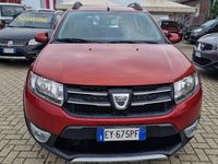 Usata Dacia Sandero 90 CV (66 kW) 2015 Utilitaria