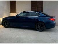 Usata Alfa Romeo Giulia Super 180 CV (132 kW) 2018 Blu Berlina