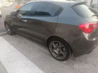 Usata Alfa Romeo Giulietta 105 CV (77 kW) 2015 Utilitaria