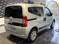 Usata Fiat Qubo Dynamic 77 CV (56 kW) 2015 Grigio Monovolume