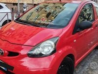 Usata Toyota Aygo 68 CV (50 kW) 2008 Rosso Utilitaria