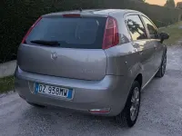 Usata Fiat Grande Punto Dynamic 77 CV (56 kW) 2010 Grigio Utilitaria