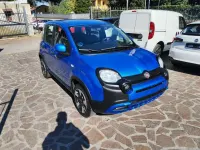 Usata Fiat Panda Cross Cross 69 CV (50 kW) 2022 Blu/azzurro Utilitaria