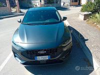 Usata Ford Focus 125 CV (91 kW) 2022 Grigio Berlina