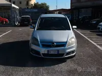 Usata Opel Zafira 120 CV (88 kW) 2007 Monovolume