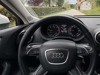 Begagnad Audi A3 Attraction 110 HK (80 kW) 2015 Vit Sedan