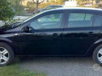 Usata Opel Astra 110 CV (80 kW) 2009 Nero Berlina