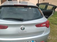 Usata Alfa Romeo Giulietta 170 CV (125 kW) 2011 Grigio Utilitaria