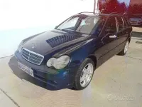 Occasion Mercedes C220 Classic 143 ch (105 kW) 2003 Bleue Break