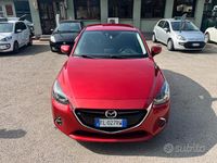 Begagnad Mazda 2 Exceed 105 HK (77 kW) 2018 Röd Sedan