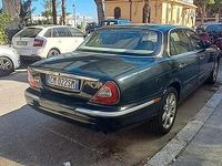 Usata Jaguar XJ8 2005 Verde Berlina
