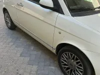Gebraucht Lancia Ypsilon 75 PS (55 kW) 2010 Kleinwagen
