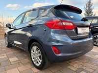 Usata Ford Fiesta 75 CV (55 kW) 2021 Blu Berlina
