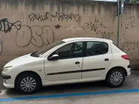Usata Peugeot 206 75 CV (55 kW) 2002 Bianco Berlina