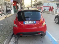 Usata Lancia Ypsilon 69 CV (50 kW) 2016 Rosso Utilitaria