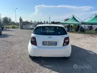 Usata Chevrolet Aveo LT 75 CV (55 kW) 2012 Bianco Berlina