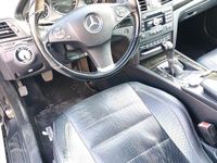 Gebraucht Mercedes E250 204 PS (150 kW) 2010 Schwarz Coupé