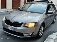 Usata Skoda Octavia 105 CV (77 kW) 2014 Utilitaria