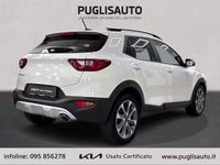 Usata Kia Stonic Style 100 CV (73 kW) 2022 Bianco SUV