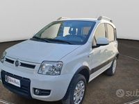 Usata Fiat Panda 4x4 Climbing 69 CV (50 kW) 2011 Bianco Utilitaria