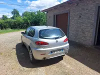 Usata Alfa Romeo 147 120 CV (88 kW) 2007 Argento Utilitaria