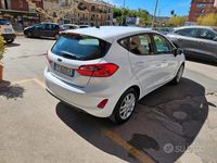 Usata Ford Fiesta 85 CV (62 kW) 2019 Bianco Utilitaria