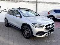 Usata Mercedes GLA200 150 CV (110 kW) 2022 Grigio SUV