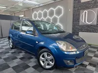 Usata Ford Fiesta Titanium 68 CV (50 kW) 2008 Blu Utilitaria